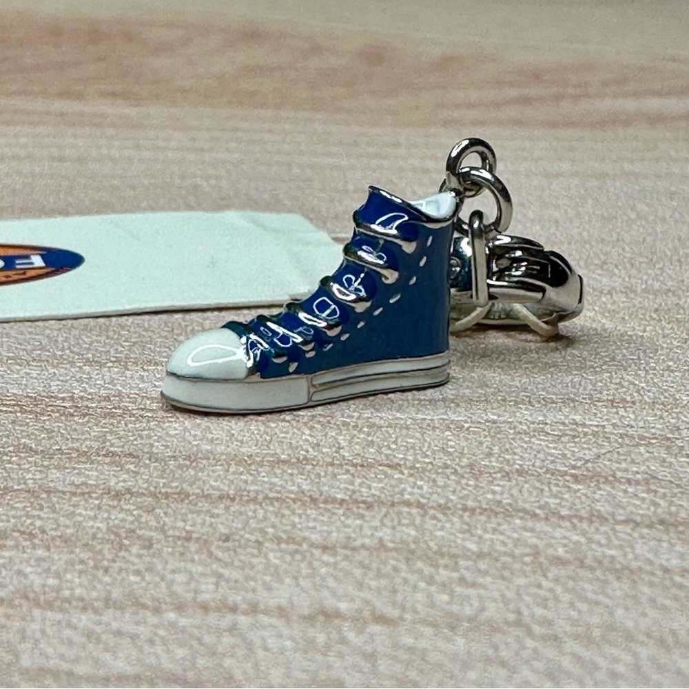 Fossil Brand Sneaker Charm - Picture 2 of 5